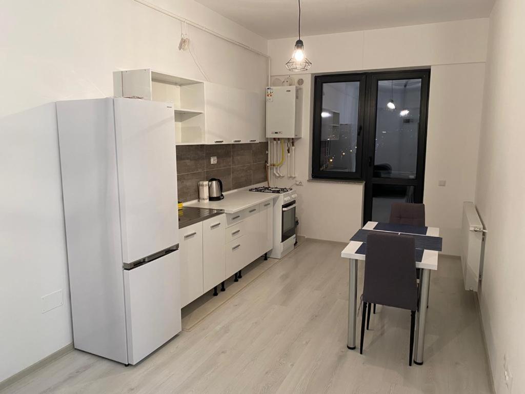 Madalina'S Apartment Iasi Exterior photo